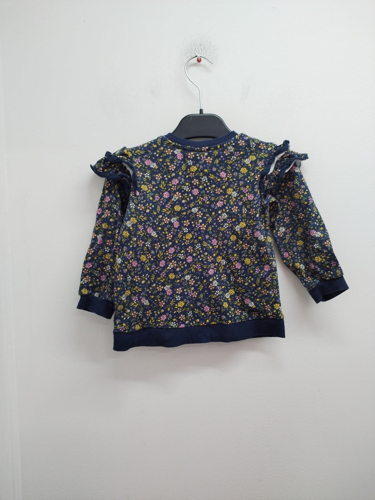 Sweat H&M marine fleurie Taille 2 Ans